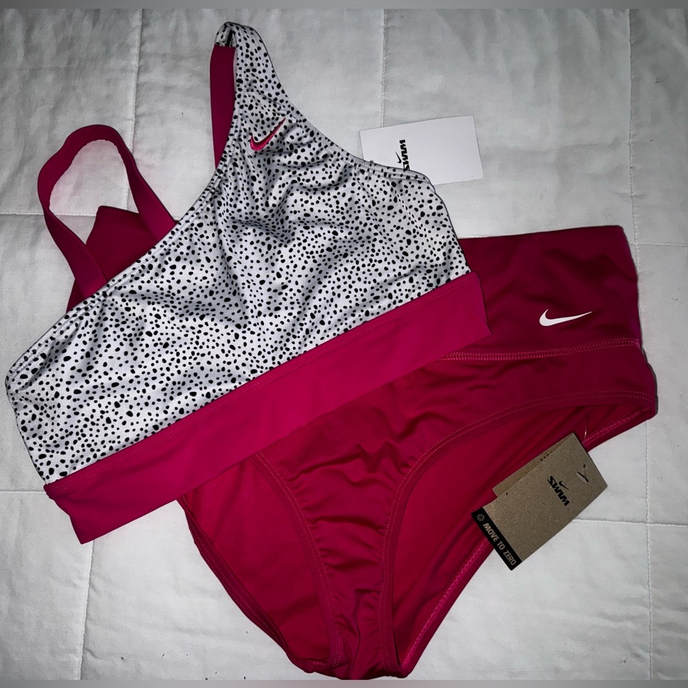 Nike Swim - XL NWT!